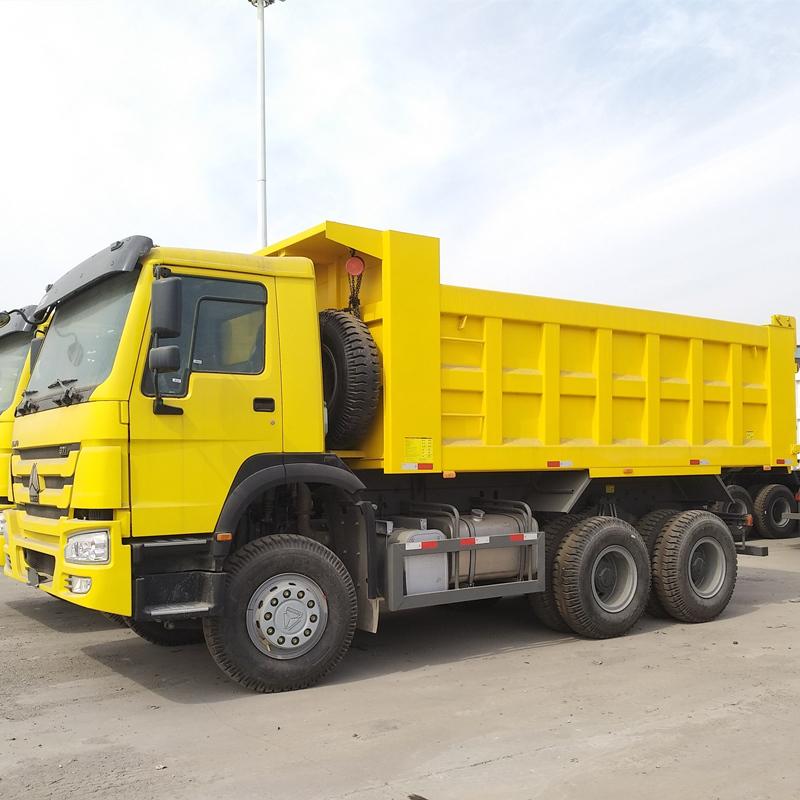 10 Wheeler Dump Truck