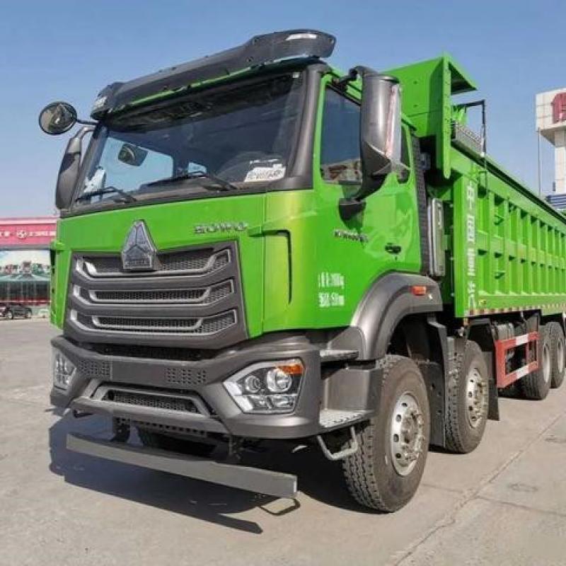 Howo N7W dump truck